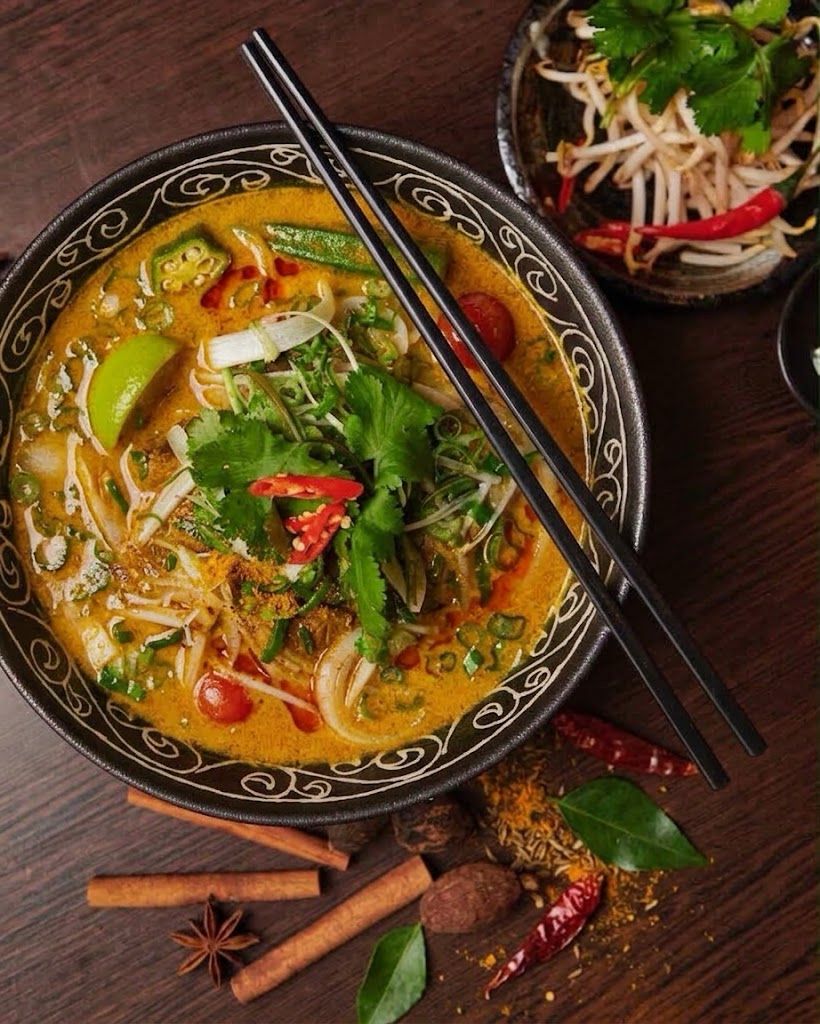 PHO CURRY ROT SUPPE 🧑‍🍳Chef’s Signature